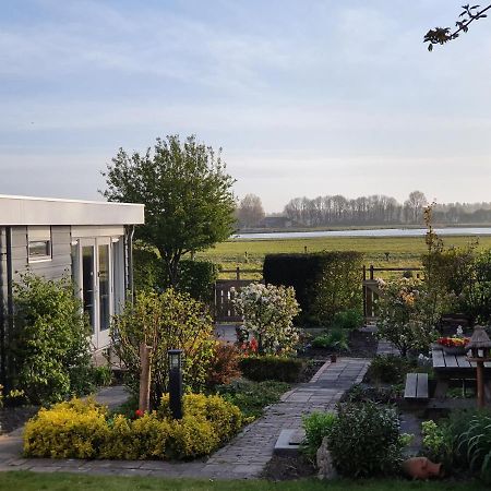 Cottage Geestmerambacht, Een Nieuw Vrijstaande Sfeervol En Landelijk Gelegen Vakantiewoning Koedijk Dış mekan fotoğraf